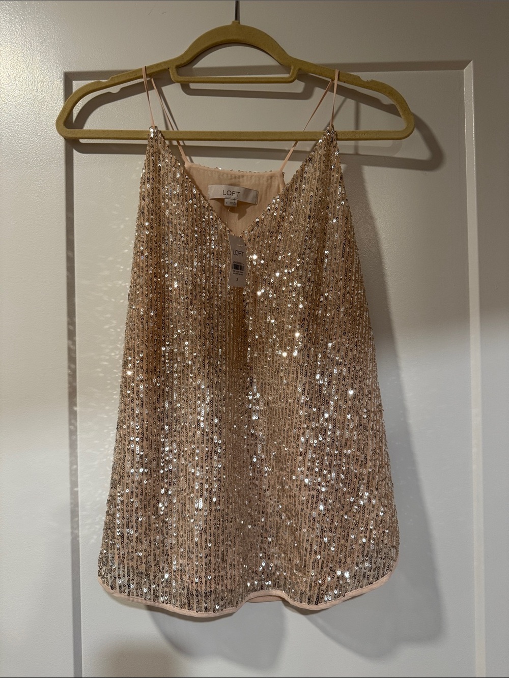 LOFT Blush Sequin V-Neck Cami NWT small